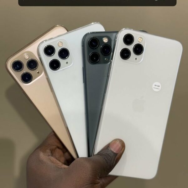 iPhone 11 Pro Max  64Go
