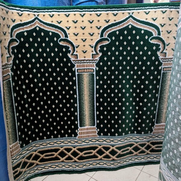 Moquette Mosquée Vert Super Luxe Largeur 1.33cm