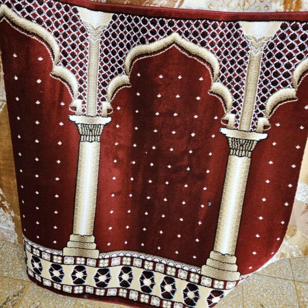 Moquette Mosquée Rouge Super Luxe Largeur 1.25cm